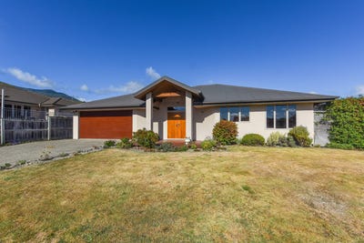 /international/nz/5-nautique-place-waikawa-marlborough-380066108162/