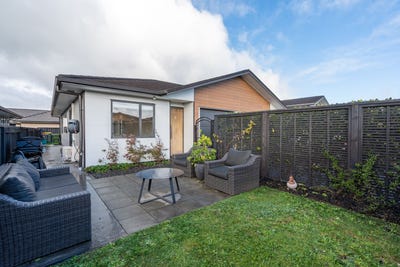 /international/nz/yanicks-crescent-fitzroy-waikato-380066110616/