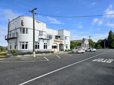 /international/nz/1-clapps-street-nightcaps-southland-380066148049/