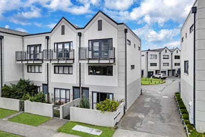 /international/nz/6-ambrico-place-new-lynn-waitakere-city-380066084877/