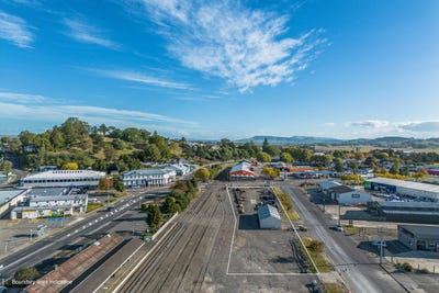 /international/nz/2-takapau-road-waipukurau-and-surrounds-central-hawkes-bay-380066148289/