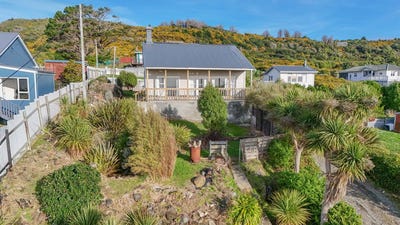/international/nz/40-theodore-street-bluff-invercargill-city-380066180576/
