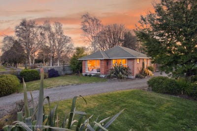 /international/nz/197-grahams-road-burnside-christchurch-city-380066109595/