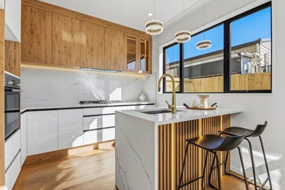 /international/nz/23-peverill-crescent-papatoetoe-manukau-city-380066177393/