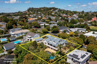 /international/nz/36-lloyd-avenue-mount-albert-auckland-city-380066119819/
