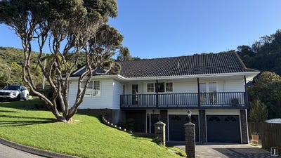 /international/nz/12-newnham-court-tawa-wellington-city-380066166599/