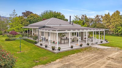 /international/nz/quayle-street-motueka-tasman-380066095954/