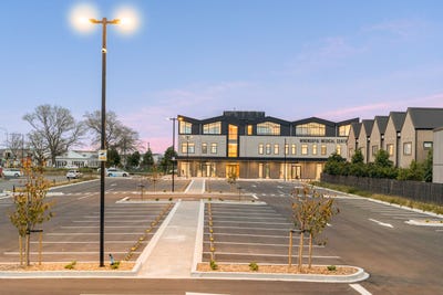 /international/nz/whenuapai-waitakere-city-380066148678/