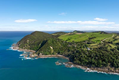 /international/nz/201-bream-tail-road-langs-beach-whangarei-380066086700/