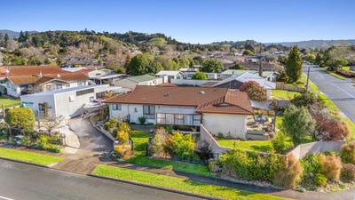 /international/nz/17-lord-auckland-road-wakefield-tasman-380066112173/