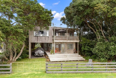/international/nz/1684-east-coast-road-whakatiwai-franklin-380066077711/