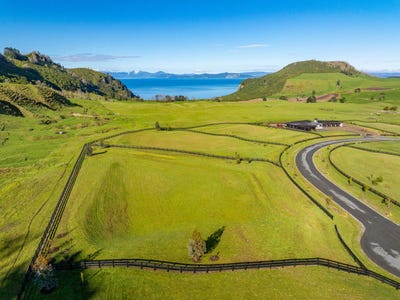 /international/nz/10-taumata-rise-acacia-bay-taupo-380066117244/