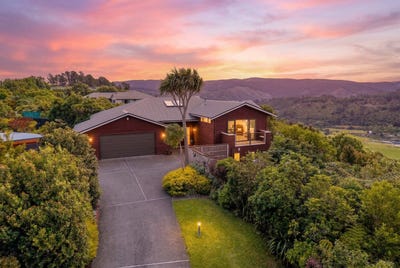 /international/nz/71-mt-marua-way-mount-marua-upper-hutt-city-380066112154/