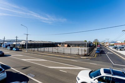 /international/nz/329-hillside-road-south-dunedin-dunedin-city-380066149914/