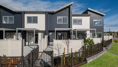 /international/nz/pohorama-lane-conifer-grove-papakura-380066112709/