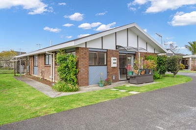 /international/nz/1-pompallier-estate-drive-maunu-whangarei-380066161776/