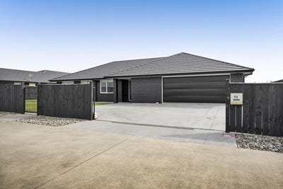 /international/nz/hawera-south-taranaki-380066111158/