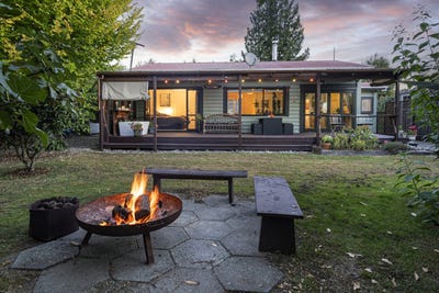 /international/nz/holdaway-road-lower-moutere-tasman-380066101922/