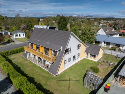/international/nz/7-tom-plato-drive-te-anau-southland-380066098803/