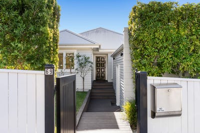/international/nz/69-argyle-street-herne-bay-auckland-city-380066104696/