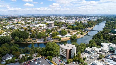 /international/nz/hamilton-central-hamilton-city-380066149924/