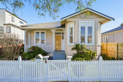 /international/nz/8-sunnyvale-road-greenlane-auckland-city-380066176335/
