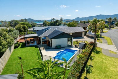 /international/nz/24-barbados-way-one-tree-point-whangarei-380066116888/