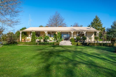 /international/nz/17-sherratt-road-geraldine-timaru-380066167611/