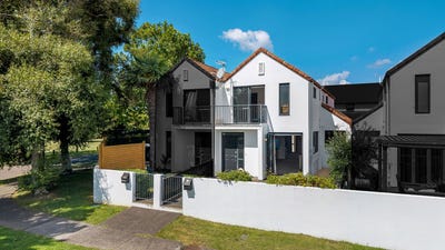 /international/nz/27-kellaway-drive-east-tamaki-manukau-city-380066107191/