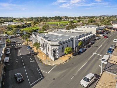 /international/nz/50-queen-street-waiuku-franklin-380066147826/