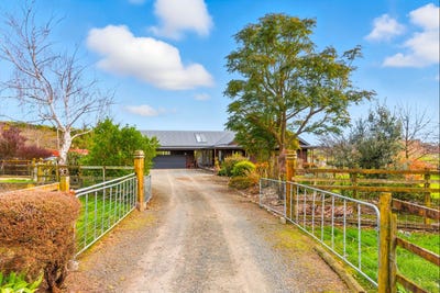 /international/nz/70-joblins-road-levin-horowhenua-380066091169/