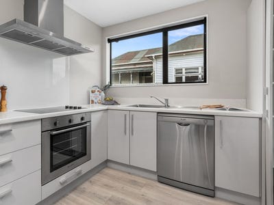 /international/nz/16-buccleugh-street-phillipstown-christchurch-city-380066095656/