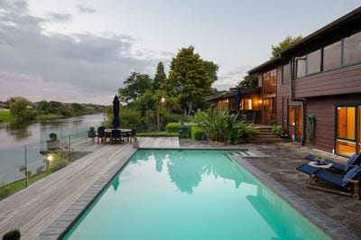 /international/nz/1033-river-road-queenwood-hamilton-city-380066103440/