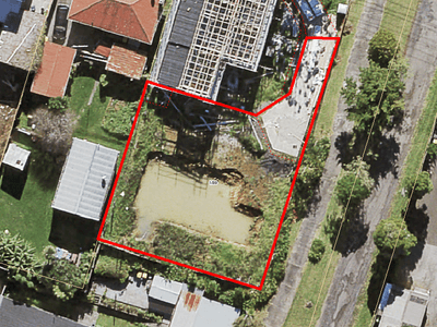 /international/nz/massey-waitakere-city-380066093312/