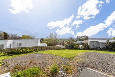 /international/nz/simla-avenue-havelock-north-hawkes-bay-380066102399/