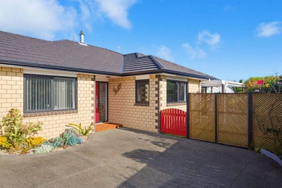 /international/nz/16-pearson-place-paraparaumu-kapiti-coast-380066110345/