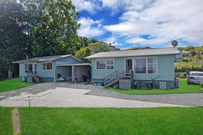 /international/nz/meremere-waikato-380066086356/