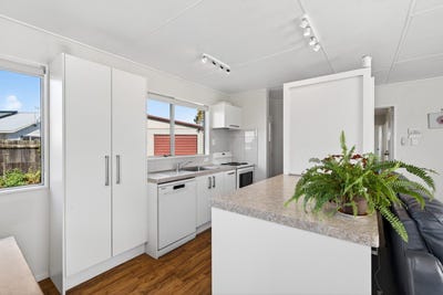 /international/nz/237-flaxmere-avenue-flaxmere-hastings-380066107031/