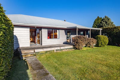 /international/nz/26-miharo-street-ohakune-ruapehu-380066181252/