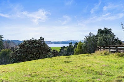 /international/nz/74-okura-river-road-okura-north-shore-city-380066168078/