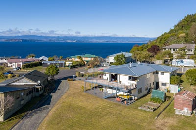 /international/nz/33-turangitukua-terrace-whareroa-taupo-380066094018/