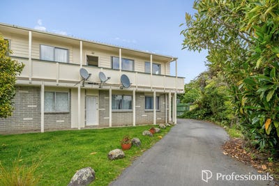 /international/nz/19-pirie-crescent-moera-waitaki-380066107910/