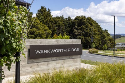 /international/nz/warkworth-rodney-380066103684/