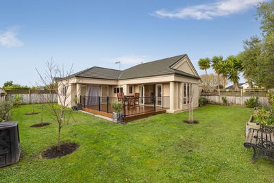 /international/nz/12-washington-parade-milson-palmerston-north-city-380066107060/