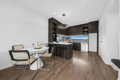 /international/nz/220-pakuranga-road-pakuranga-heights-manukau-city-380066097329/