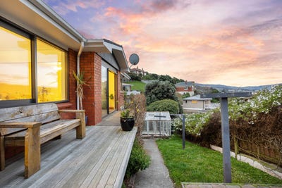 /international/nz/42-cliffs-road-saint-clair-dunedin-city-380066103455/