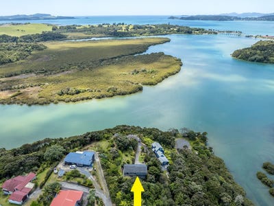 /international/nz/62-causeway-road-haruru-far-north-380066114220/