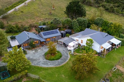 /international/nz/158-quail-road-kaukapakapa-rodney-380066169721/