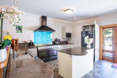 /international/nz/909-ormondville-te-uri-road-ormondville-central-hawkes-bay-380066094877/