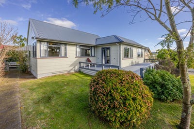 /international/nz/35-gaisford-terrace-waipukurau-and-surrounds-central-hawkes-bay-380066114533/